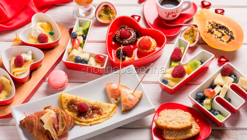 Prepariamo un’afrodisiaca colazione romantica per stupire fin dal mattino