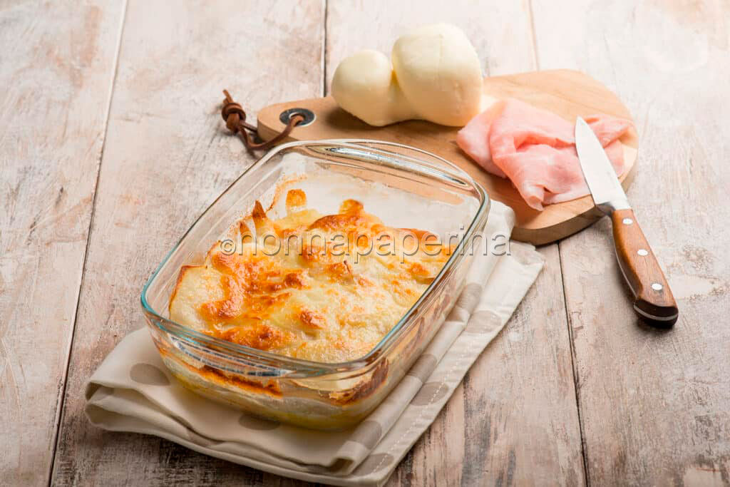parmigiana di patate e prosicutto cotto